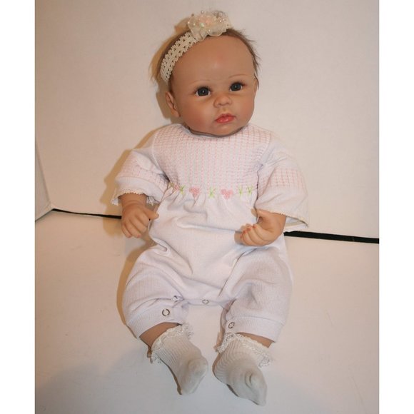 Ashton Drake Olivia Gentle Touch Baby Doll So Truly Real Lifelike Interactive - Picture 2 of 7